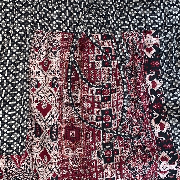 Patterned skirt - Picture 2 of 3